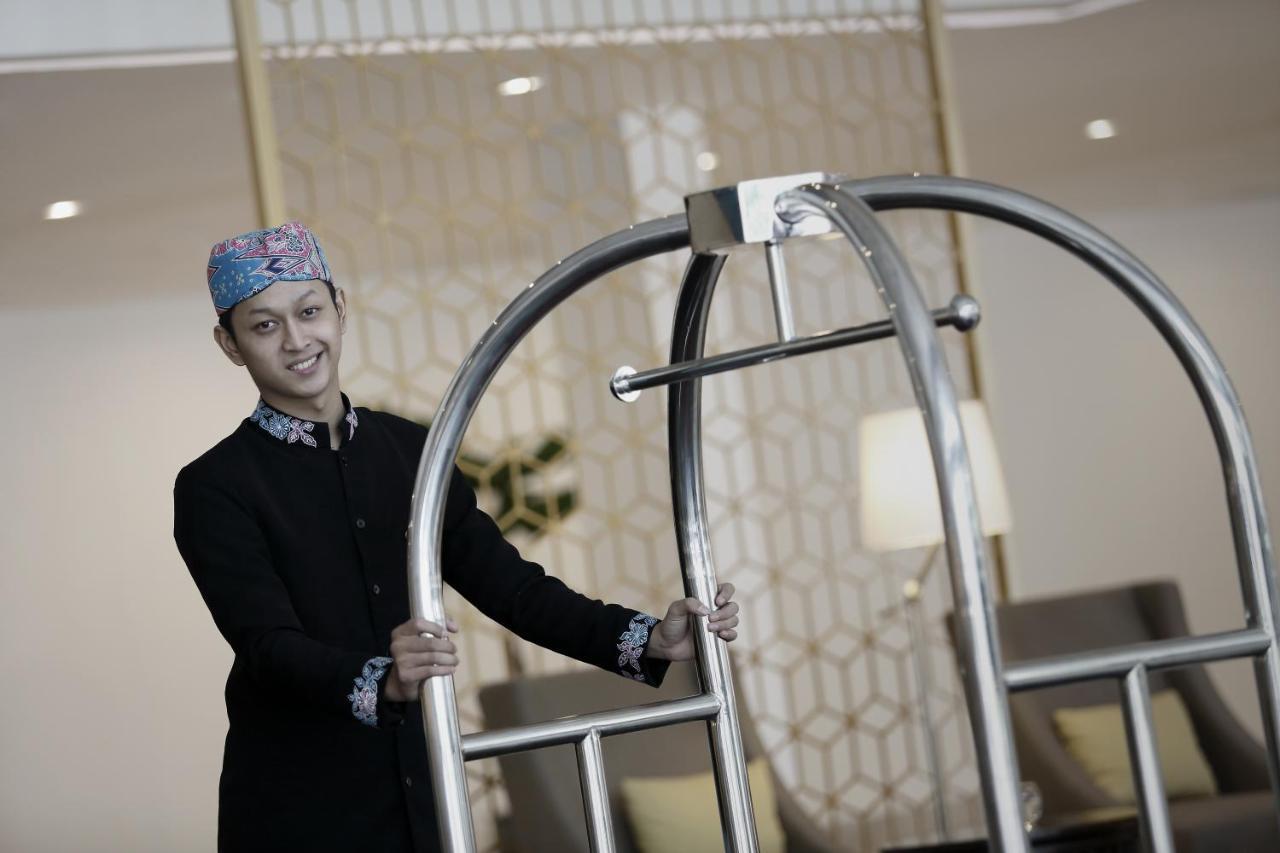 Hotel Santika Kelapa Gading Jakarta Ngoại thất bức ảnh
